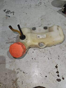 P021040430 Echo B-1-5 A350002271 Oem Gas Fuel Tank And Cap Srm 225 Pas Weed Wacker Trimmer