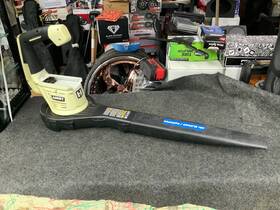 315824001 Hart 40 Volt 280 Cfm 120 Mph Blower Hlbl01 -tool Only No Battery