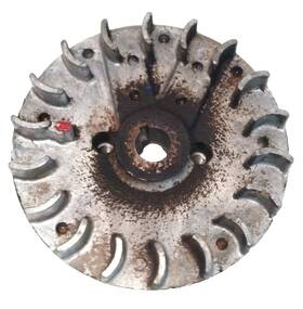 Uk-0852 Homelite The Green Machine Model 2500 Flywheel D-1 Good Used