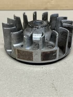 326he3 Husqvarna Flywheel Screws And Adaptor