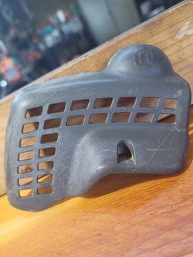 5370666 Husqvarna Oem 125l 125ld 128ld Cylinder Cover Shroud Used