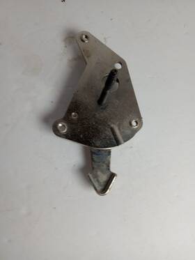 530047916 Poulan 530047914 Te 450 Trimmer Choke Lever And Mounting Plate