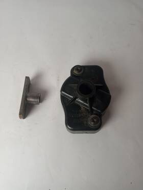 545188201 Poulan 545188701 Pro Trimmer Pp133 Stater Cup And Coupler 545188201 Poulan 545188701 Pro Trimmer Pp133 Stater Cup And Coupler