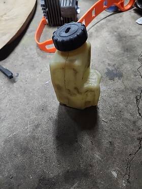 0400 Stihl 1132 351 Fuel Tank And Cap Good Used Condition
