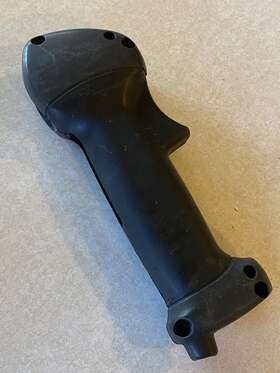 41267901102 Stihl 41267910821 Trimmer Handle Mounting Outer/inner Halves Both 41267901102/41267910821