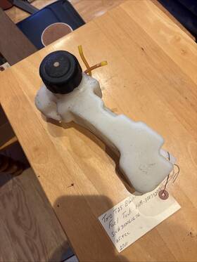 380342006 Toro T25 Powervac Handheld Blower Shredder Fuel Tank