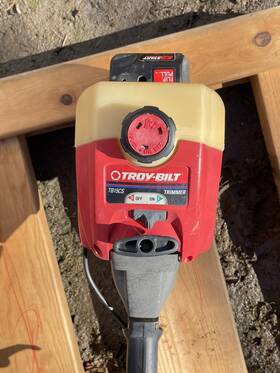Tb15 Troy-bilt Trimmer Power Head Compleat Was Running Just Been Sitting For A Bit