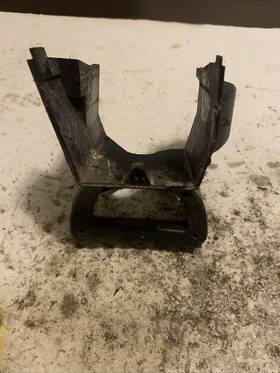 753-04611.....lg30 Yard Machine/mtd 753-04611 Y28 Gas Trimmer Bottom Shroud Stand.